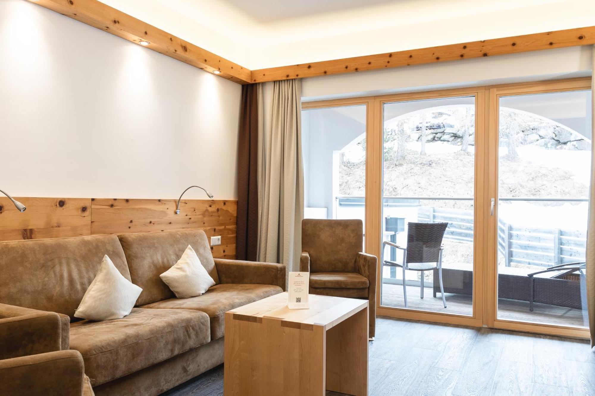 Schlosshotel Seewirt Turracher Hohe Esterno foto